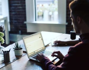 コワーキングスペースで1日どっぷり仕事！